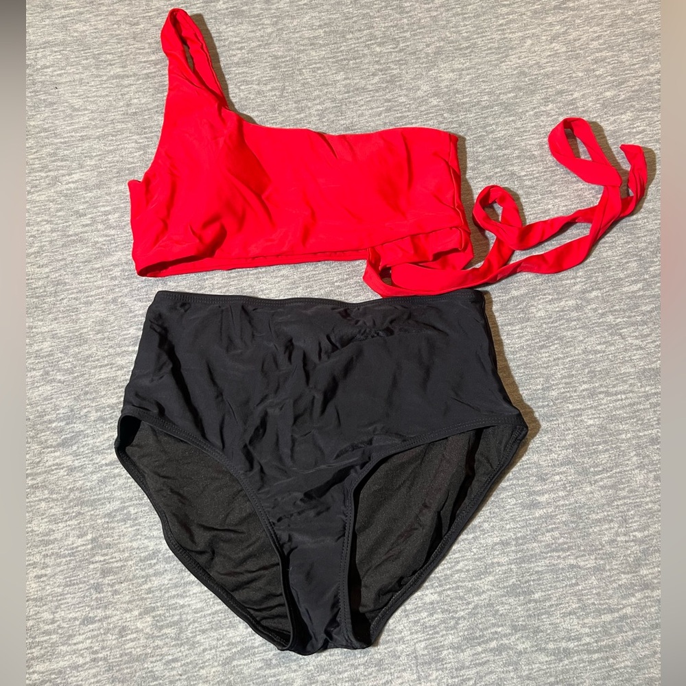 Pinup Fashion 2 piece one shoulder tankini swimwear set red black women’s‎ M new
